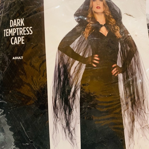 Dark Temptress Cape - Picture 2 of 2